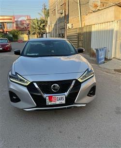 نيسان ماكسيما